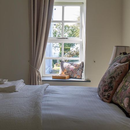 Hill House Lodge Sleeps 6 Overlooking The Rock Of Cashel Cashel  Exterior photo
